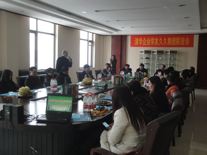 營銷副總監(jiān)肖占良介紹營銷策略